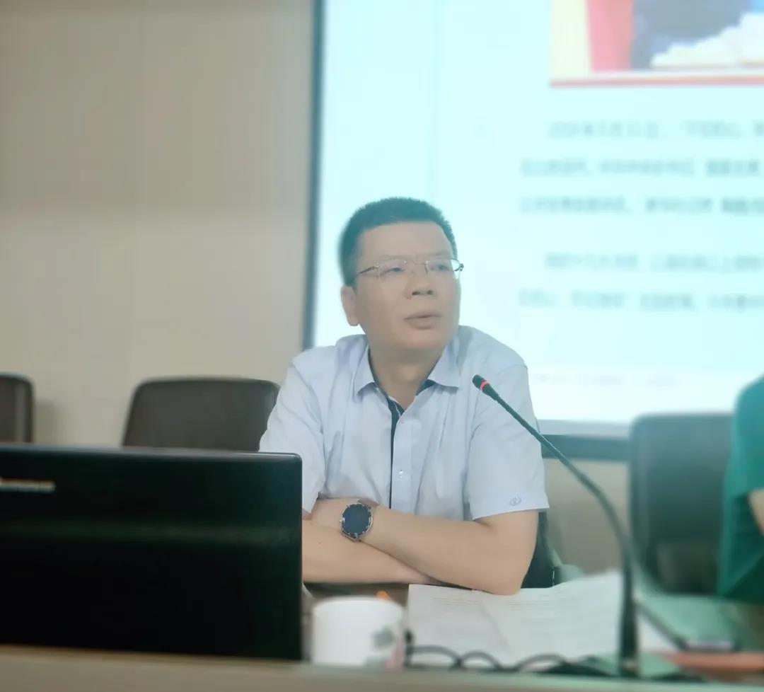 熱烈慶祝建黨99周年，湖南萬(wàn)達(dá)組織全體骨干召開“不忘初心、牢記使命”主題教育活動(dòng)